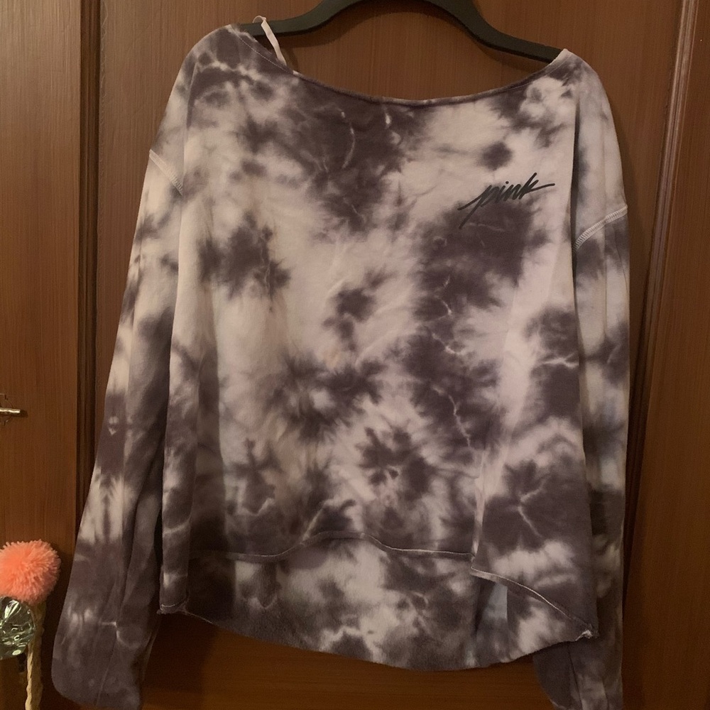 Pink sweat shirt